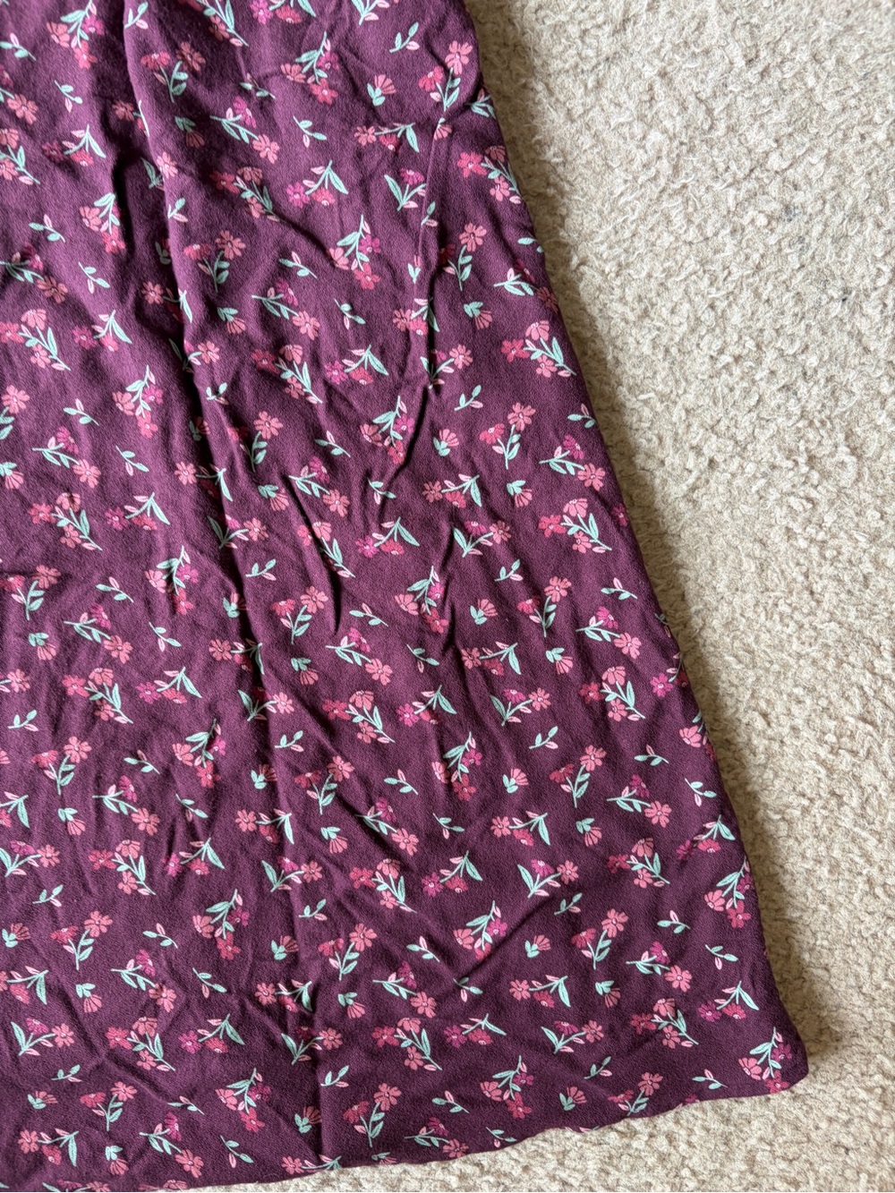 Summery Comfy Floral Purple Skirt with Buttons and Pockets - Picture 10 of 11